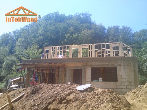 Mansarde din lemn tip cabana, mansarde cu 2 nivele, structuri din lemn InTekWood